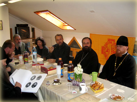 Дружеское чаепитие в иерусалимском отделении ИППО